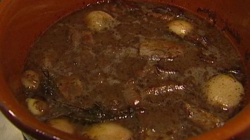 мясное рагу с чечевицей и шалотом