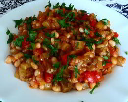 Овощное рагу с фасолью