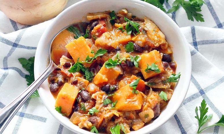 Рецепт овощного рагу с куриной грудкой