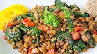 Рагу из чечевицы и шпината