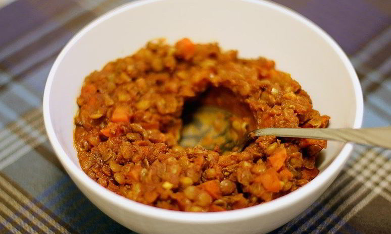 Рецепт рагу из чечевицы и томатов