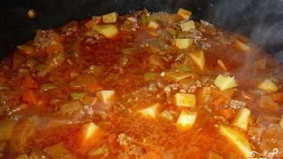 Рагу из фарша с кабачками