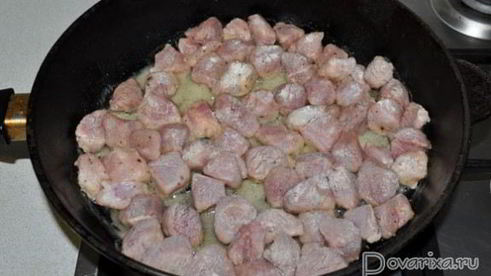 рагу из свинины с тушеной капустой