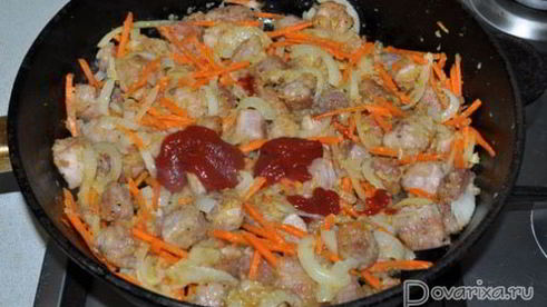 рагу из свинины с тушеной капустой