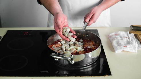 рагу из трески и морепродуктов