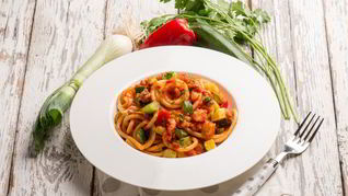 Спагетти с овощным рагу