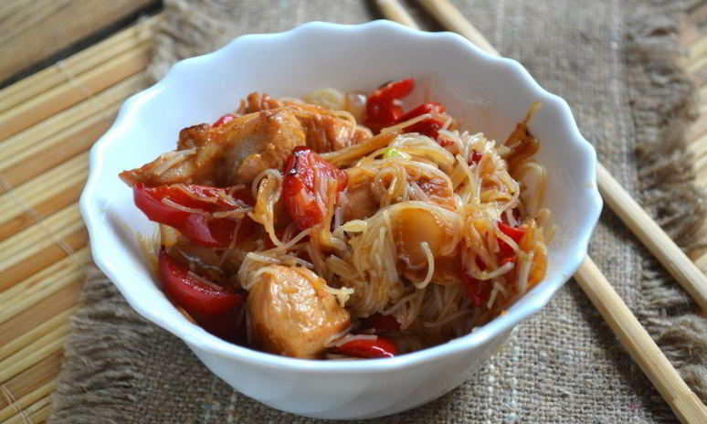 Рецепт рисовой лапши с курицей