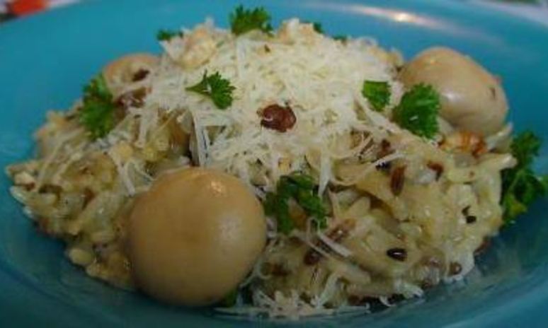 Рецепт итальянского ризотто с маринованными грибами и сыром джюгас
