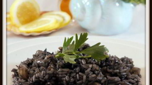 ризотто с чернилами каракатицы