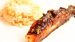 Лосось с имбирем