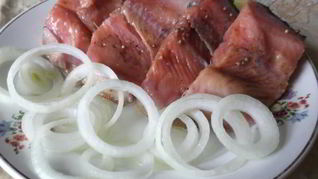 Малосольная горбуша