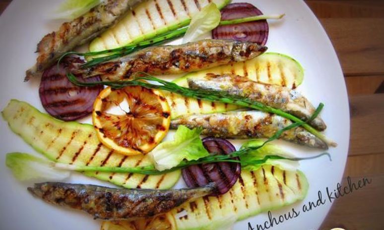 Рецепт мойвы-гриля с ароматом чеснока и лимона