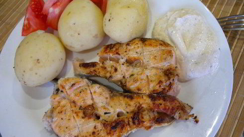 мускатная рыба гриль с творожным соусом