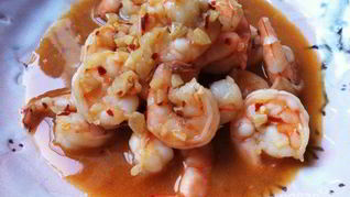 Острые креветки в соусе