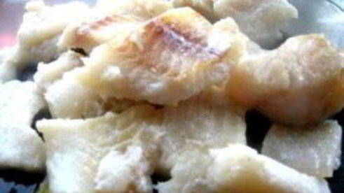 рыба под соусом бешамель