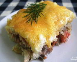 Рыба с картофелем, запеченные под майонезом