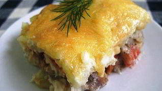 Рыба с картофелем, запеченные под майонезом