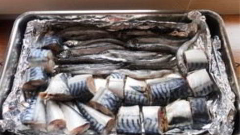 рыба в коптильне