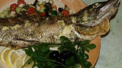 щука запеченная в фольге