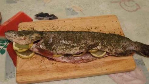 щука запеченная в фольге