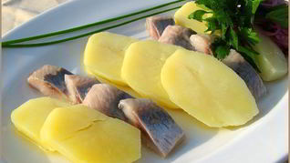 Селедка с картошкой