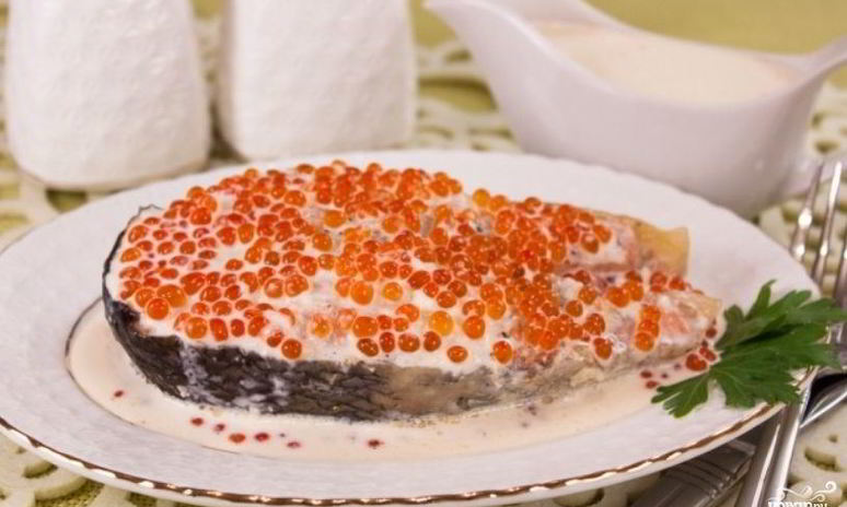 Рецепт семги под икорным соусом
