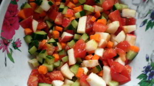 судак в имбирном маринаде на овощной подушке