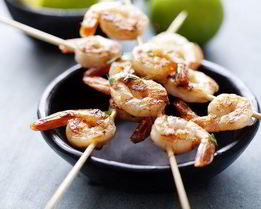 Кокосово-лаймовые острые шашлычки из креветок