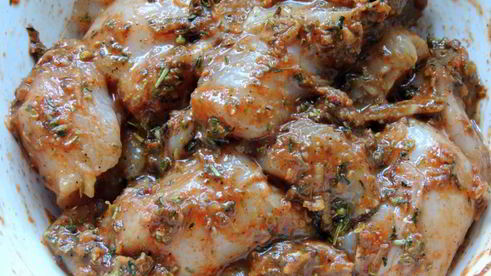 куриный шашлык в ароматных травах