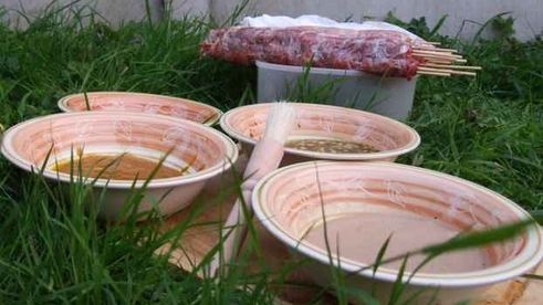 шашлычки из говядины, свинины и курицы