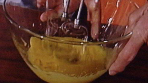 шашлычки из лосося с молодой картошкой под чесночным соусом айоли