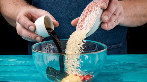 шашлычки из лосося в медовом маринаде