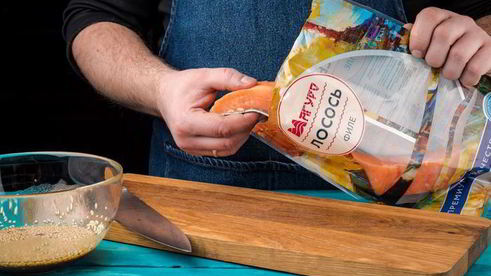 шашлычки из лосося в медовом маринаде