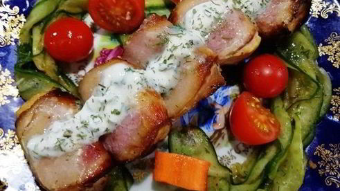 шашлык из индейки в беконе