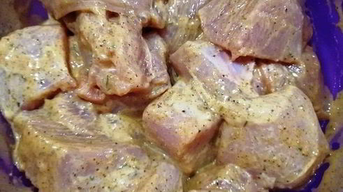 шашлык из индейки в беконе