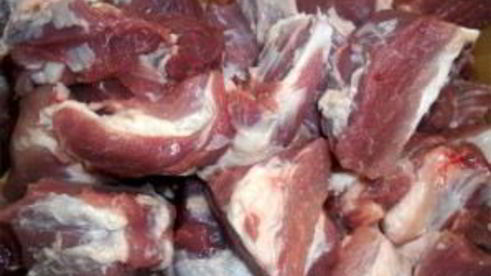 шашлык из свинины в минералке