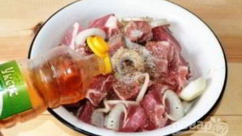 сочный шашлык из свинины с уксусом