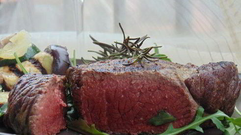 стейк ферентино с овощами на гриле