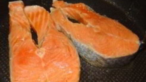 стейк из форели в духовке