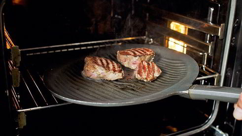 стейк с мятой и бальзамическим уксусом