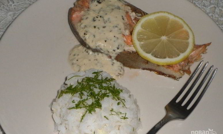 Рецепт стейка семги под сливочным соусом