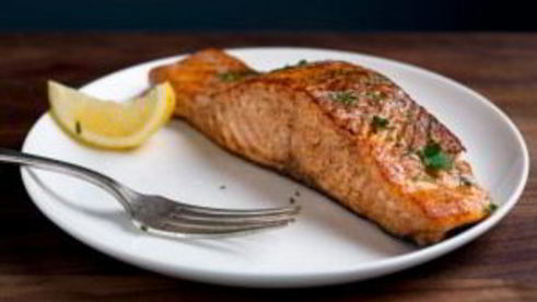 стейки форели, запеченные в духовке