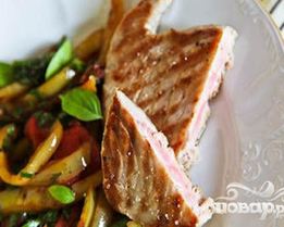 Стейки из тунца