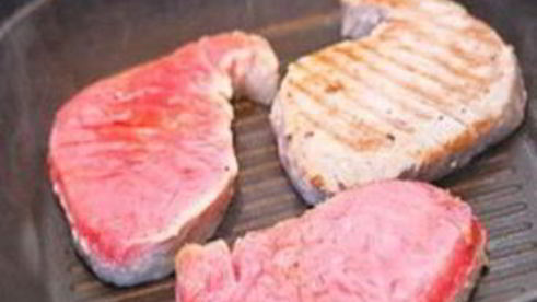 стейки из тунца