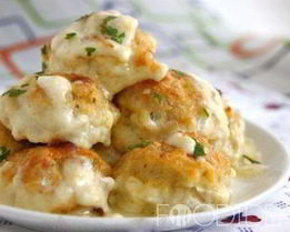 Куриные тефтели в сливочном соусе