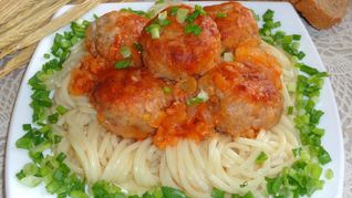 Макароны с тефтелями