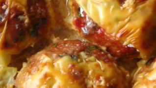 Свекольно-мясные тефтели с грибной начинкой