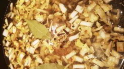 тефтели из индейки в пикантном соусе