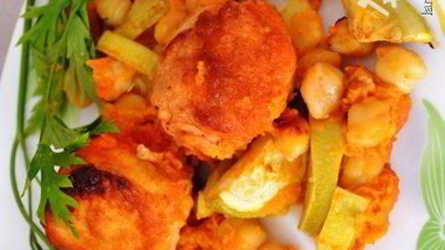 тефтели с нутом и кабачком по-мароккански