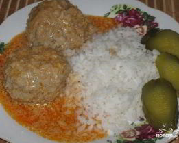 Тефтели в кастрюле